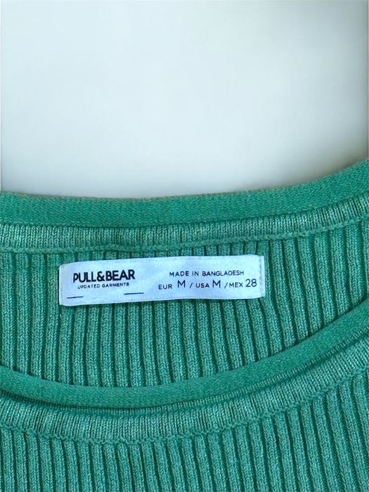 Camisola curta verde manga comprida - Marca Pull&Bear