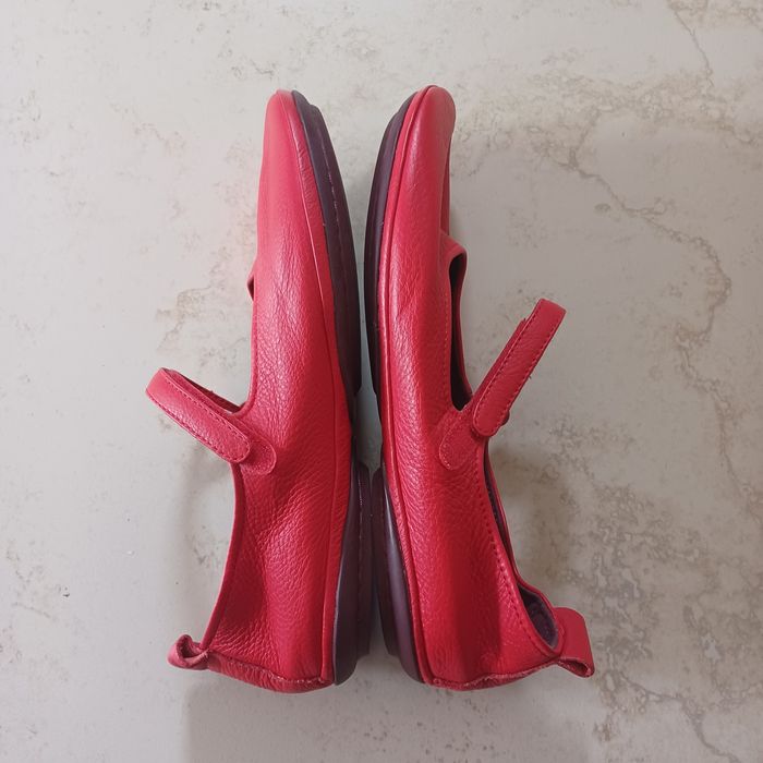 Buty CAMPER RIGHT super wygodne 40/ salon 525 zł