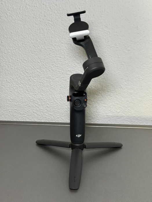 DJI Osmo Mobile 6 Gimbal + Kit Completo + Caixa