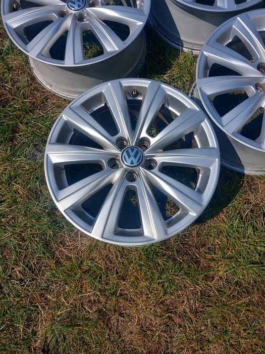 Originale felgi aluminiowe VW  r16