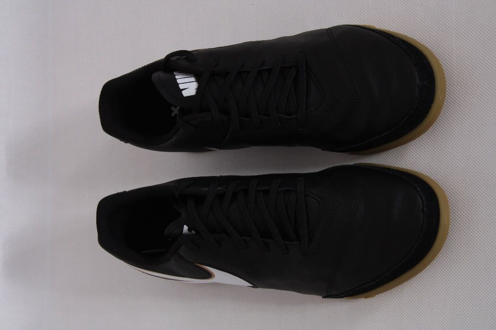 Buty Nike halówki skóra rozmiar 39,40 ,  nowe!!!