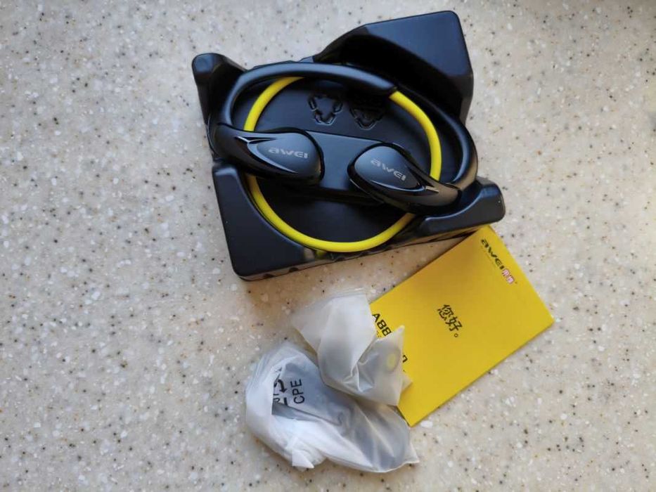Спортивная  Bluetooth гарнитура Awei A880 pro