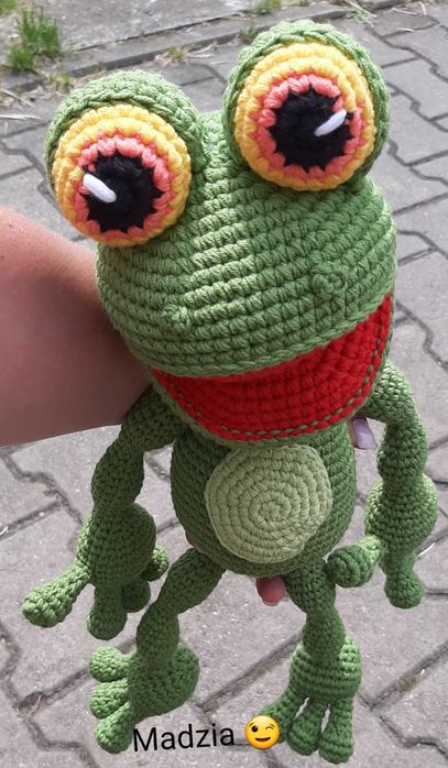 Żaba na szydełku