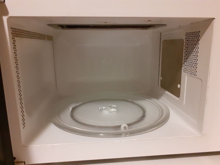 микроволновая печь LG с грилем