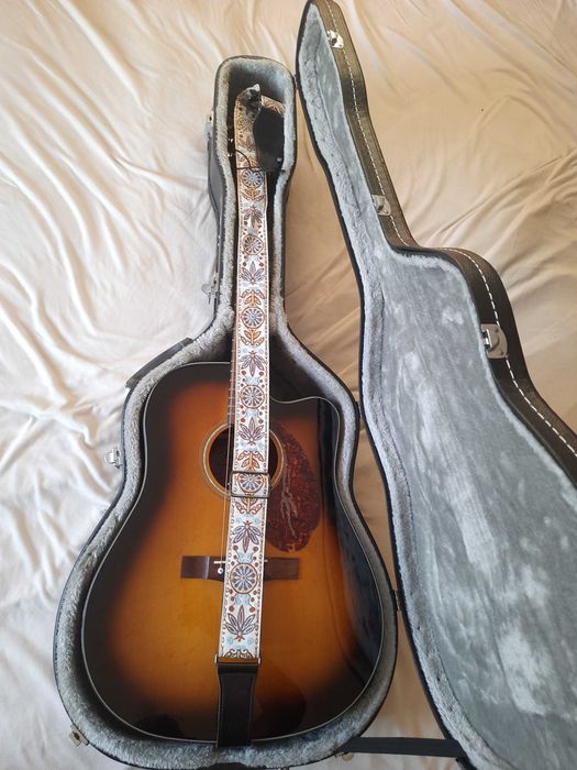Guitarra Fender CD-140SCE Dreadnought Eletroacustica + Case Rígido + capotraste