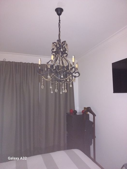 Candeeiro lustre preto