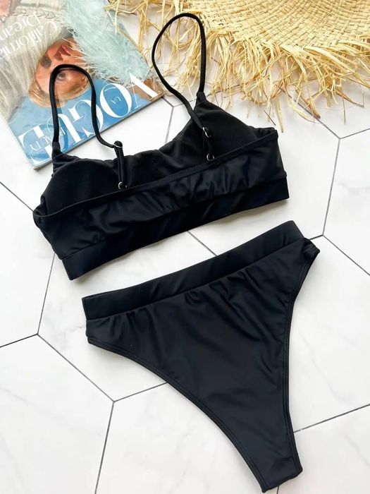 Купальник чорний роздільний