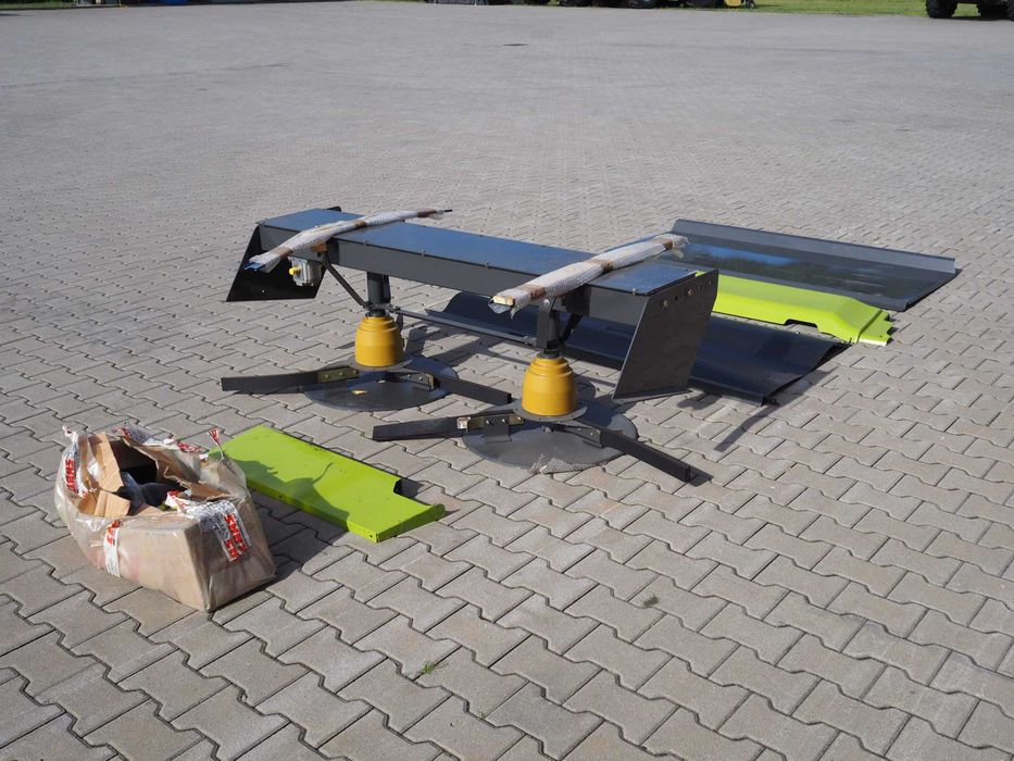 Claas Lexion - rozrzutnik kolb, rozdzielacz słomy