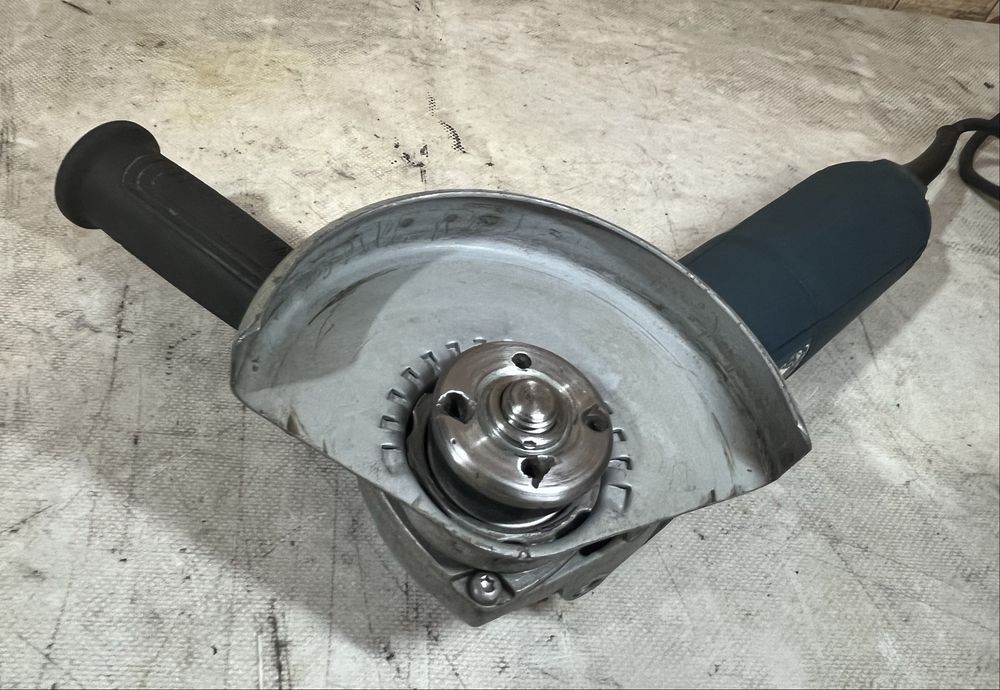 Bosch GWS 12-125 S Professional — болгарка з регулюванням обертів