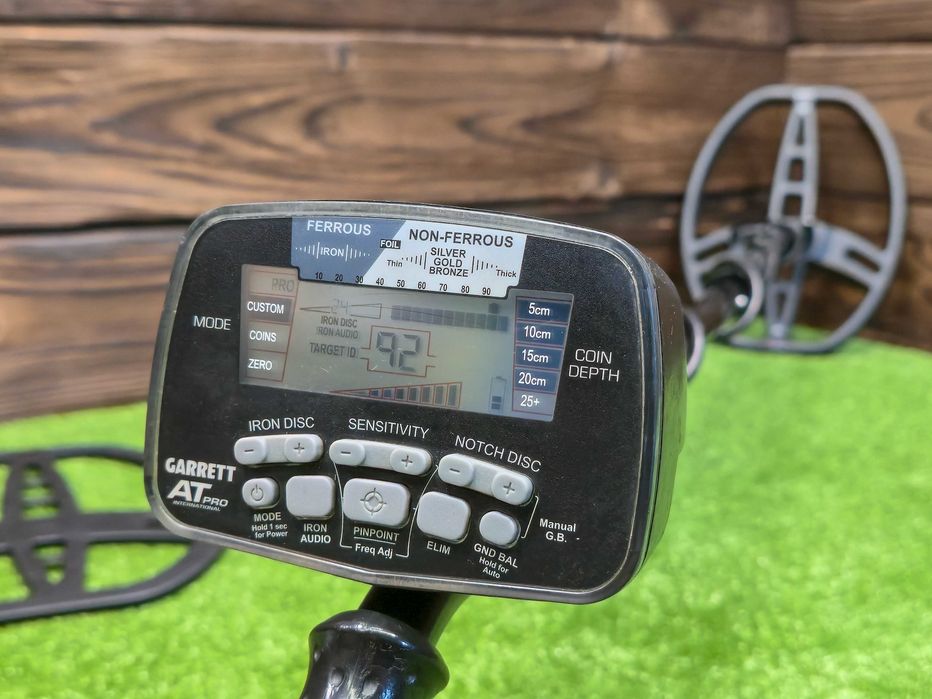 Металошукач Garrett AT PRO International