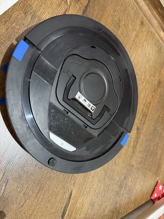 Робот пилосос Philips