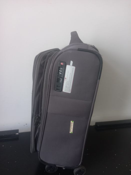 Mala Viagem Pequena, Olaias