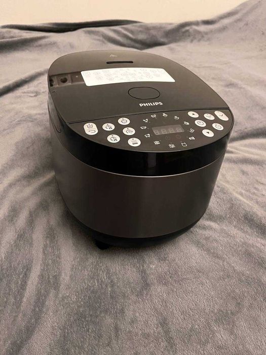 Мультиварка Philips All In One Cooker 3000 series (HD4713/41)