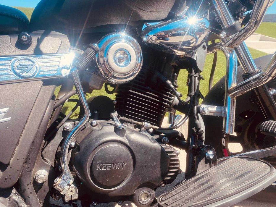 Keeway Superlight 125