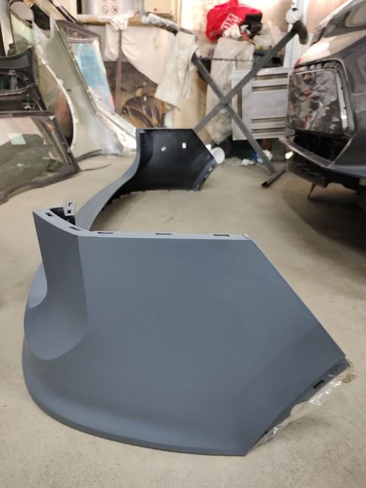 Задній бампер на VW Tiguan