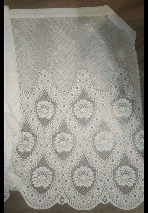 Продам тюль біла, коротка