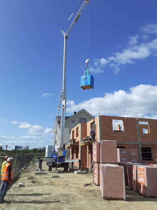 Wynajem dźwig budowlany, dźwig dekarski,  żuraw budowlany,