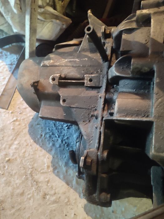 продам коробку передач на рено 11,19 кенго