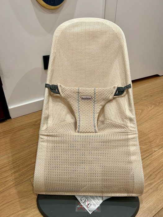 Bujak bujaczek Baby Bjorn babybjorn mesh różowy beżowy