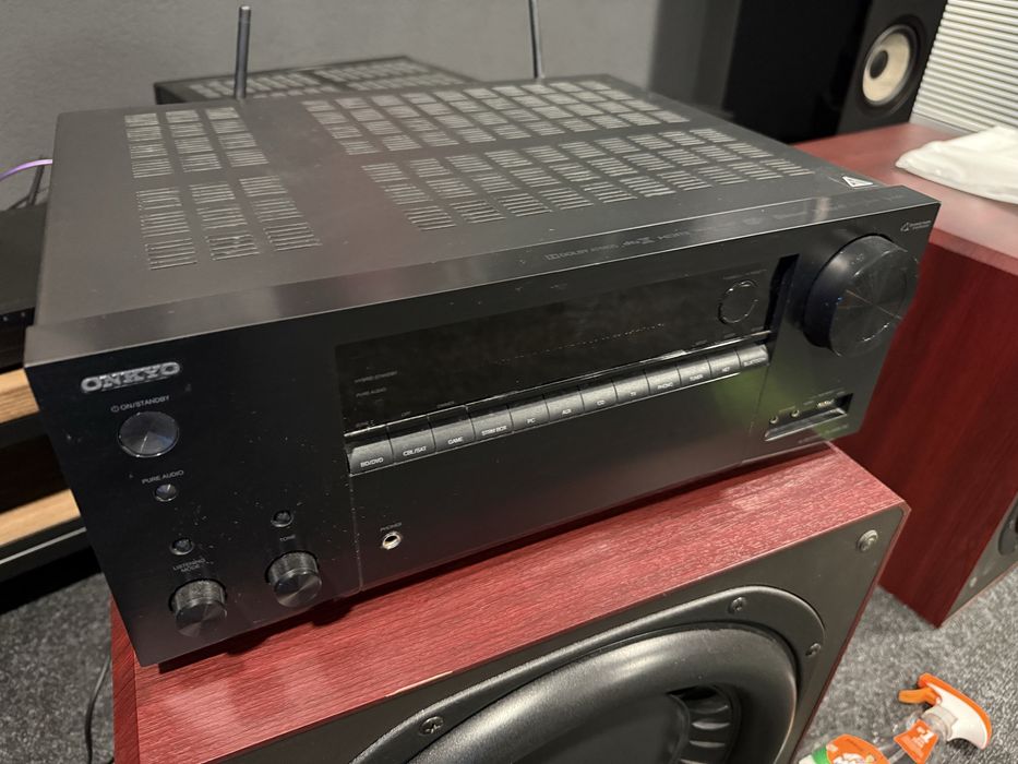 AV-ресивер Onkyo TX-NR676E (без пульта)