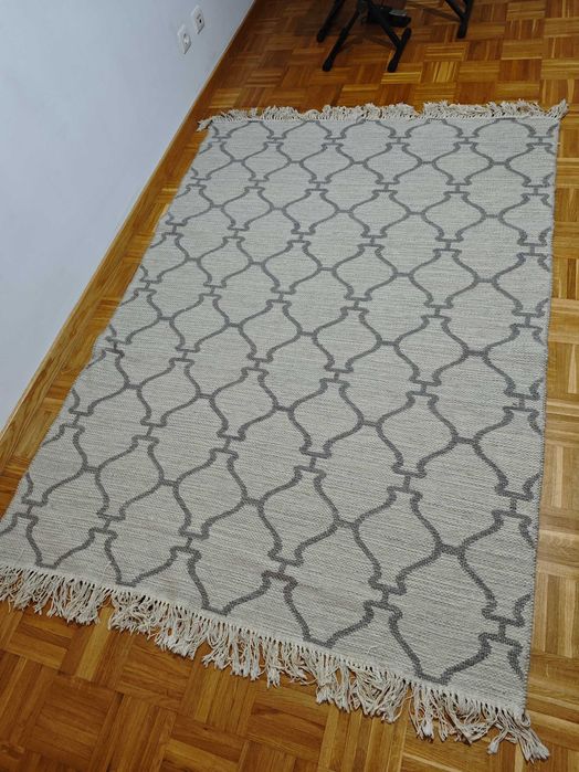 Tapete Leroy como novo dupla face 2×1.4m