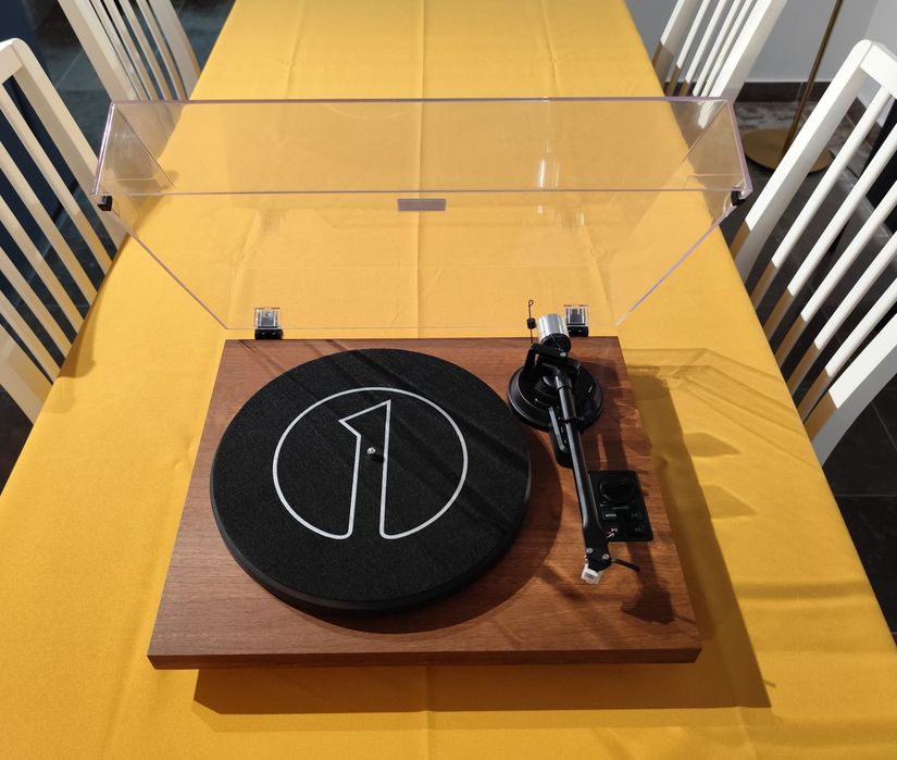 Giradiscos 1byone com Sistema Hi-Fi bluetooth e Altifalantes 36W