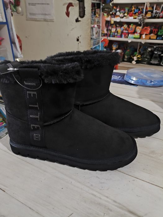 Уггі Pepperts, Уггі Jette, Уггі-тапки Esmara