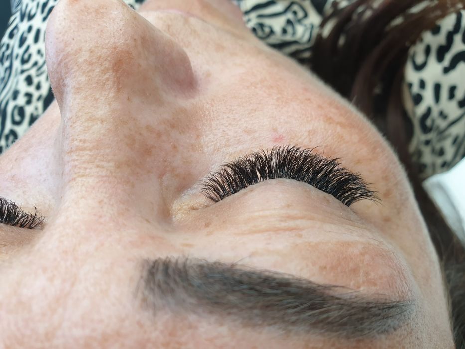 Rzęsy, kępki, 1:1, wet look, whispy