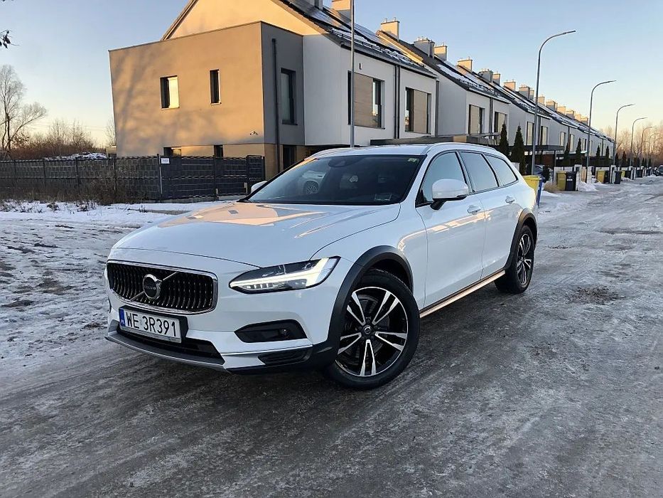 Volvo V90 Cross Country LIFT 2.0d 200 KM 4x4 Salon Polska 100% BEZWYPADKOWY 114000 NETTO