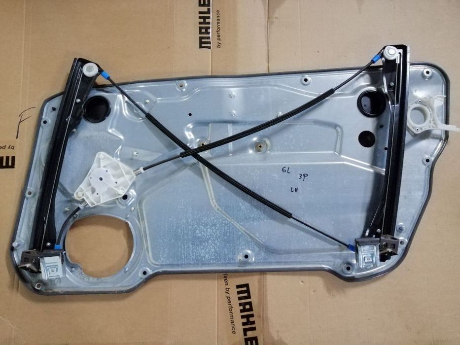 Elevador esquerdo Seat Ibiza 6L 3P Usado em bom estado