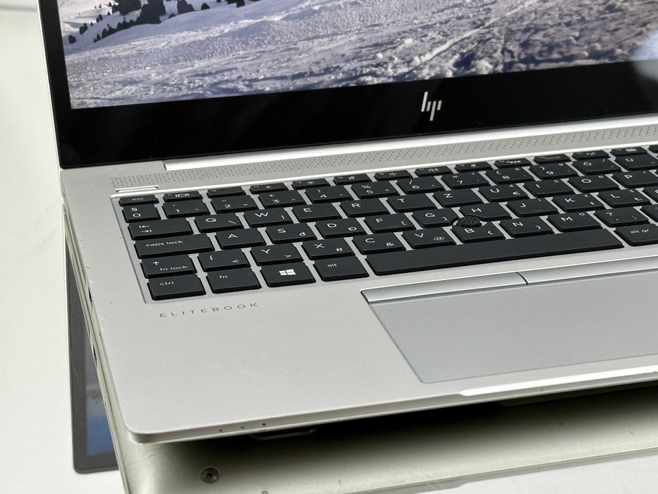 Laptop HP Elitebook 840 G5 i5 4 Wątki 3,4GHz SILVER 8/256GB SSD NVMe