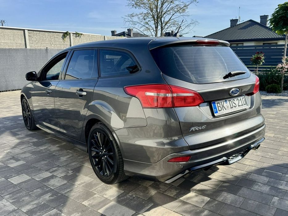 Ford Focus Focus ST-Line 2,0 D 144 tys km Śliczny lakier Stan Bardzo Dobry