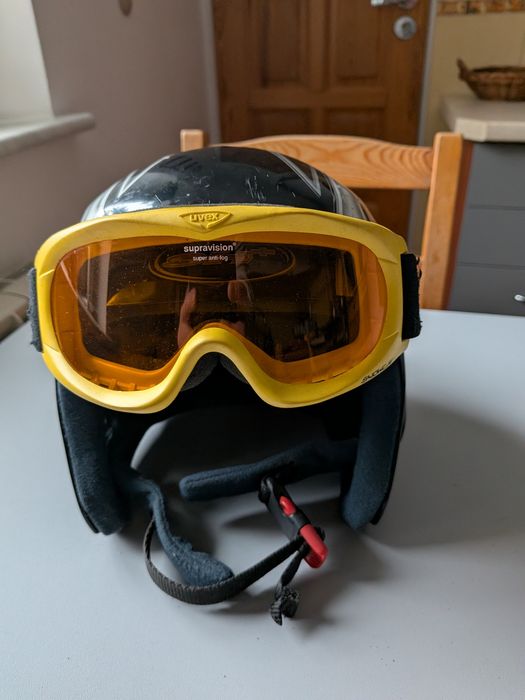 Kask narciarski -używany