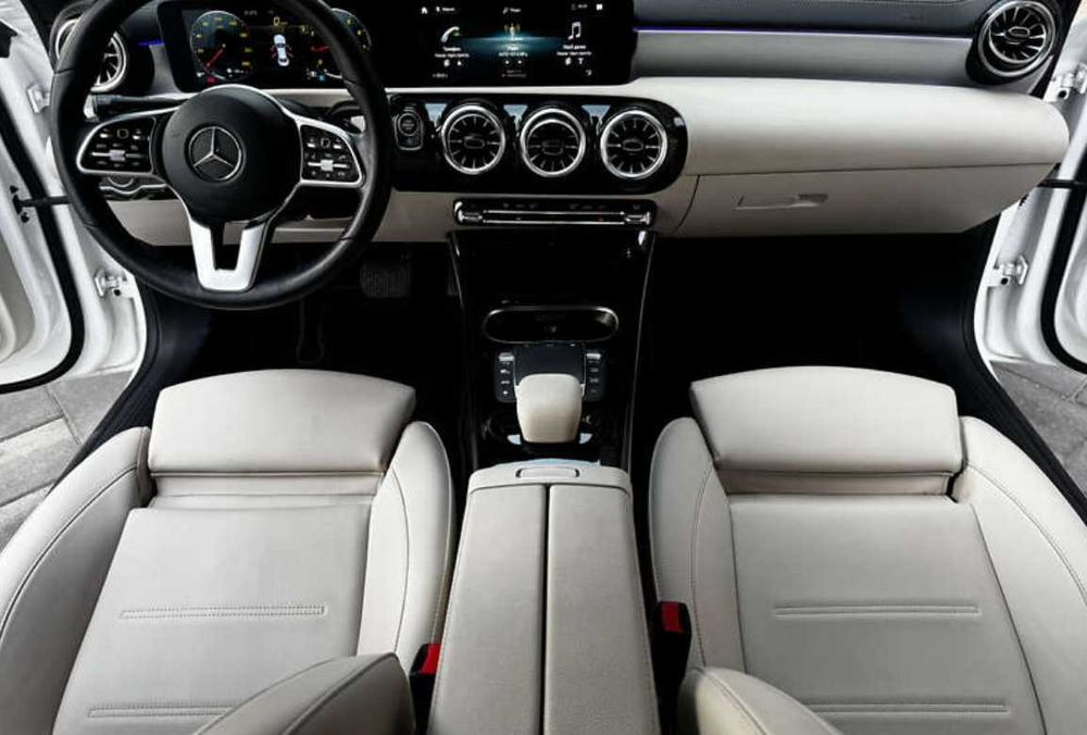 Mercedes-Benz CLA-Class 2021 Мерседес бенз цла клас