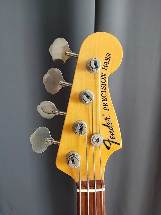 Fender Precision Bass ’70 (PB70) - Made in Japan
