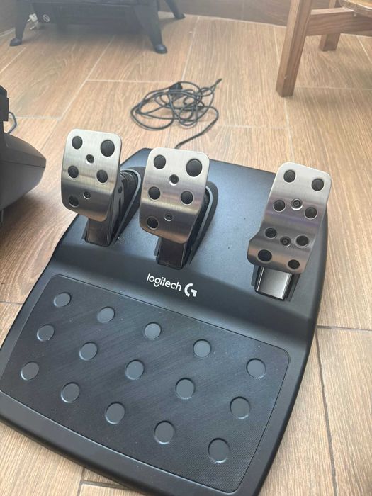 Logitech G29 + Pedais + Shifter (Caixa Manual) – Como novo