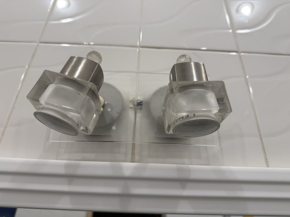 Продам зеркало с подсветкой