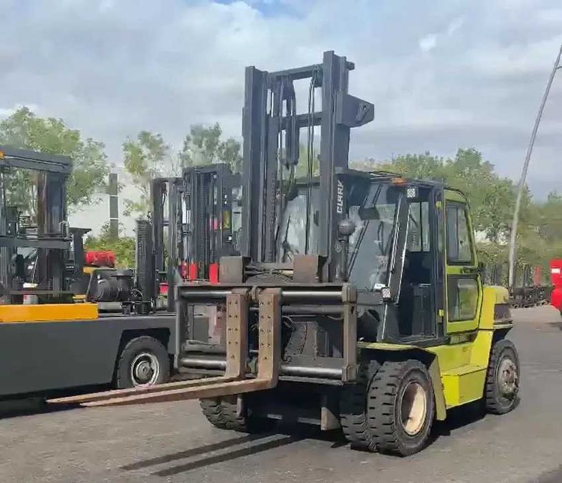 Дизельний навантажувач CLARK C 70 D  з ротатором + позиціонером вил