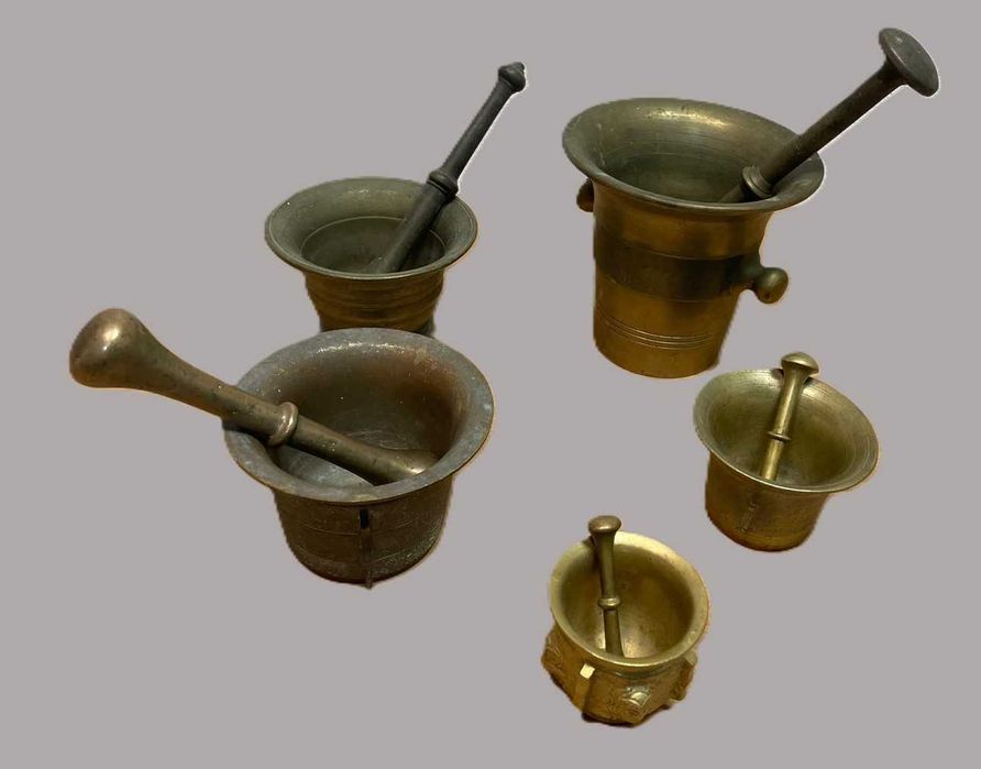 almofarizes e pilões de latão, colecionáveis ou antiguidades,