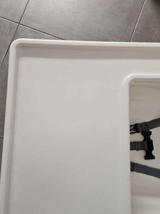Cadeira de alimentação para bebé IKEA