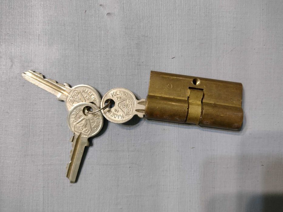 Stara wkładka do zamka drzwiowego Yeti