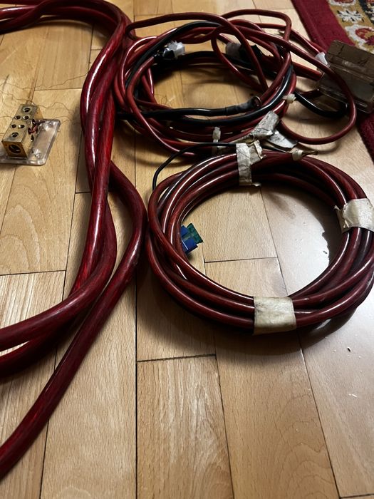 Grube kable do wzmacniacza car audio 4GA + bezpiecznik + rozdzielacz