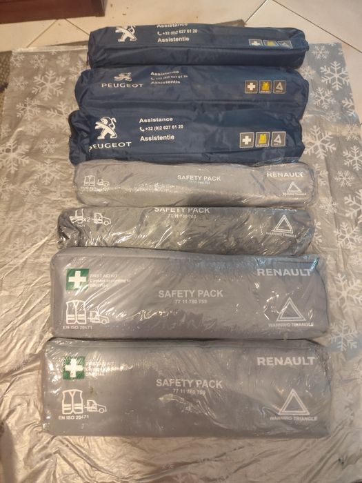 Kit segurança triângulo e coletes