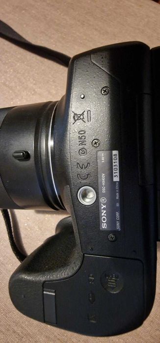 Camara Digita Compacta  SONY DSC-HX400V com zoom ótico de 50X