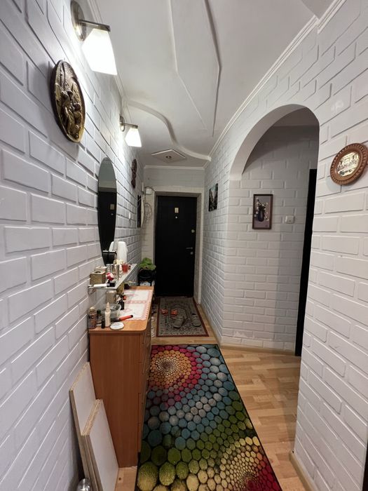 Продам двокімнатну квартиру Зарічне, Гвардійське