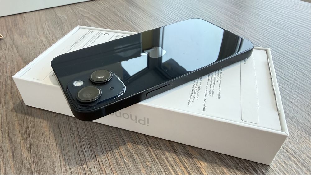 Продам  Apple iPhone 14 128Gb Midnight физическая сим