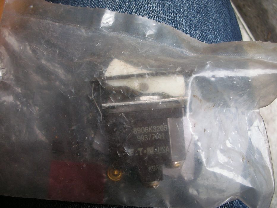 Włącznik światła lądowania Landing Light samolot śmigłowiec helikopter