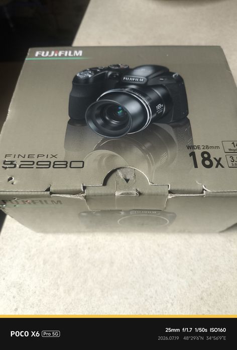Продам фотоаппарат Fujifilm S 2980