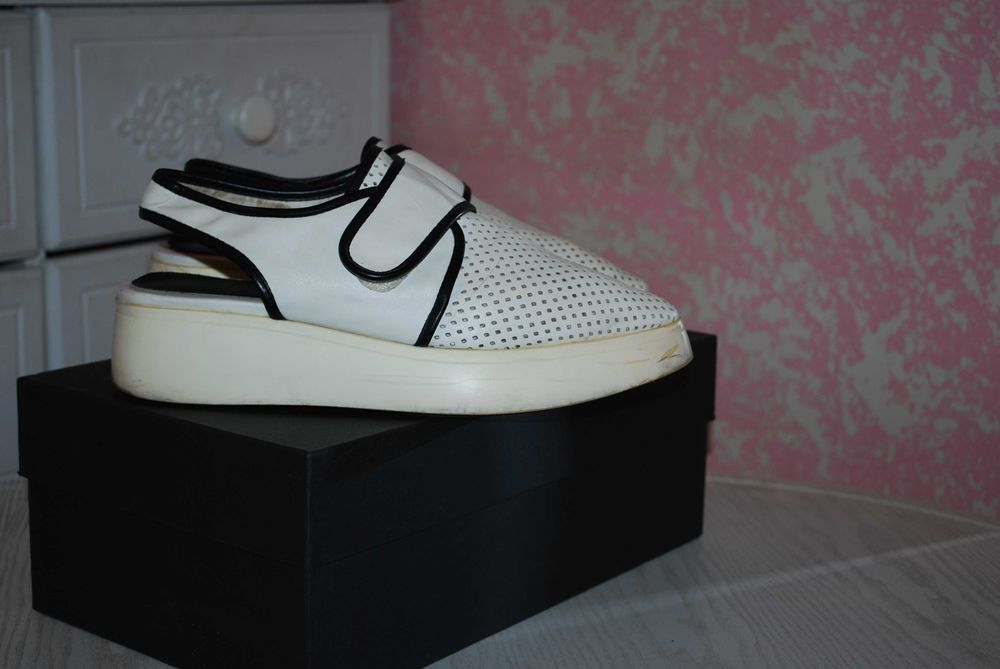 2 пары летней обуви,раз.40