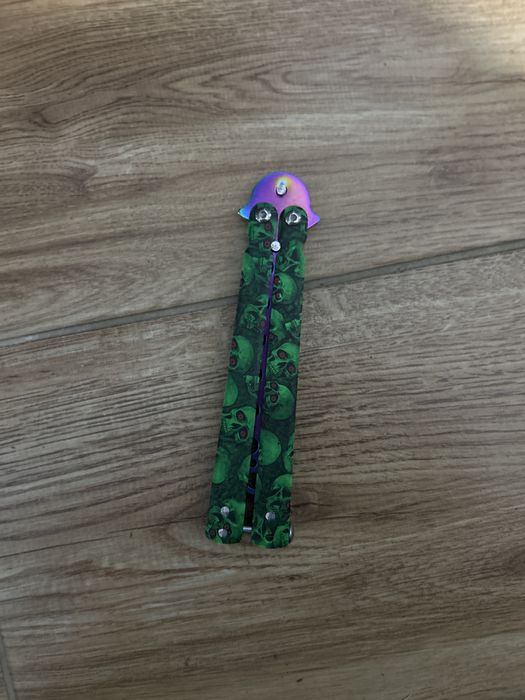 Nóż motylkowy treningowy Butterfly CS:GO rainbow